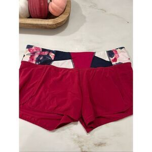 Lululemon Run Time Short 4 way stretch Red Quilt Lined Speed Up Tracker Hotty